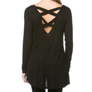 Black Crisscross-Cutout Hi-Low Tee